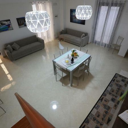 פוצאלו Casa Vacanza Il Dromone מראה חיצוני תמונה